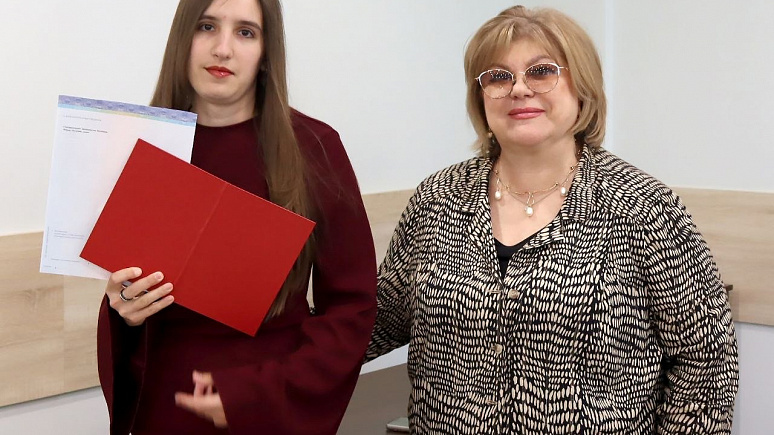 В ПМФИ — филиале ВолгГМУ вручили дипломы выпускникам специальности «Медицинская биохимия»